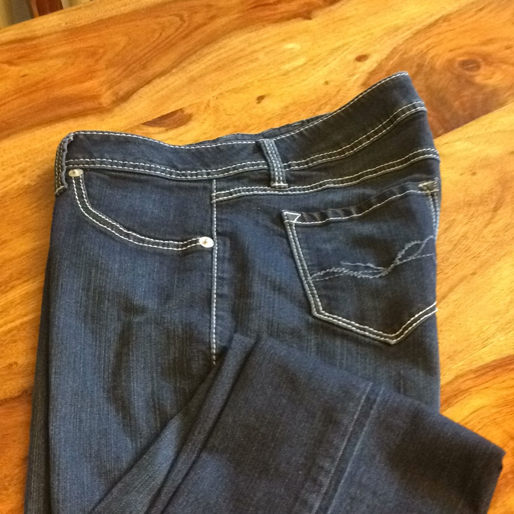 17/21 Women’s jeans